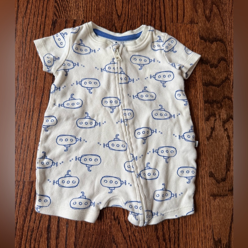 GAP Cream & Blue Submarine Boy Bodysuit - Size 0-3 months